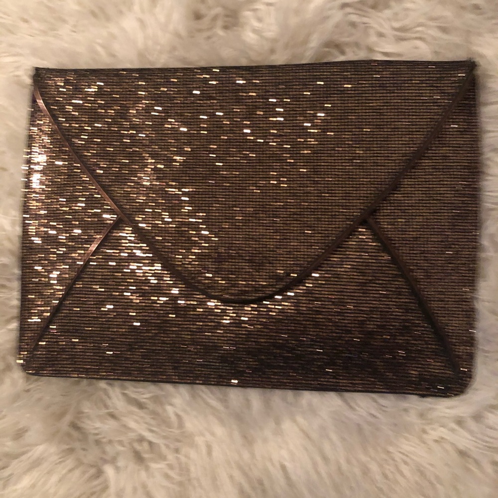 Bronze clutch